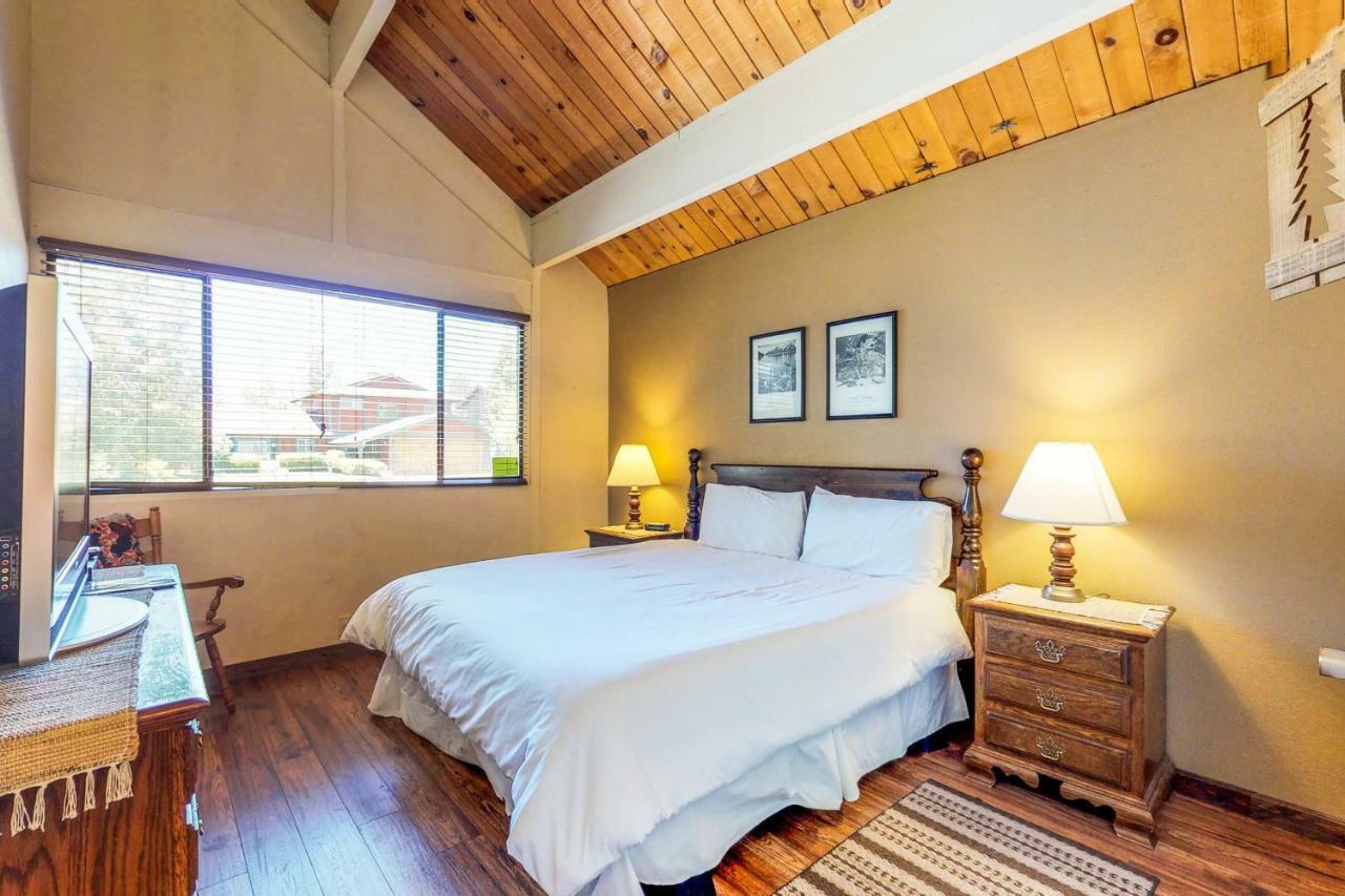 Waterfront Apres' Ski Cabin Villa เซาท์เลคทาโฮ ภายนอก รูปภาพ